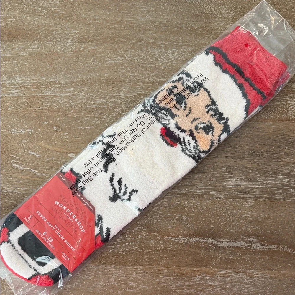 Wondershop Santa Super Soft Crew Socks